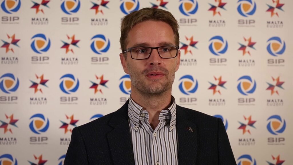 Lees meer over het artikel Huisartspodcast chronische pijn